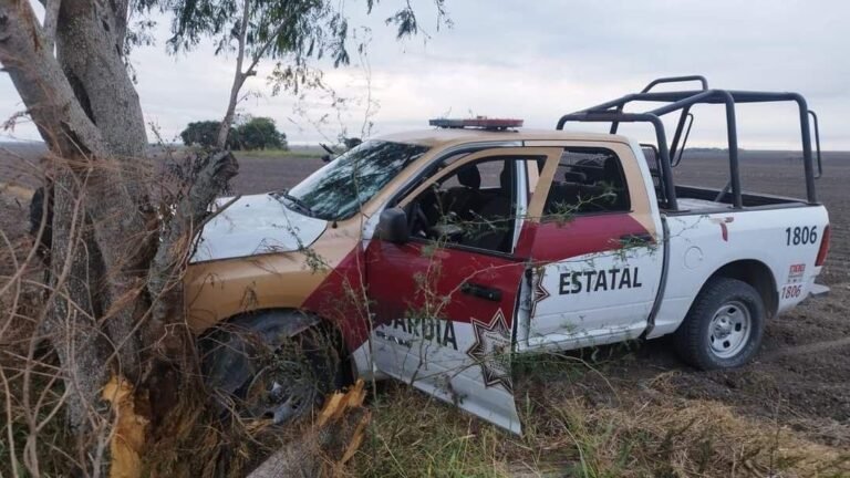 Comando armado ataca cortejo fúnebre de policías fallecidos en enfrentamientos en Tamaulipas