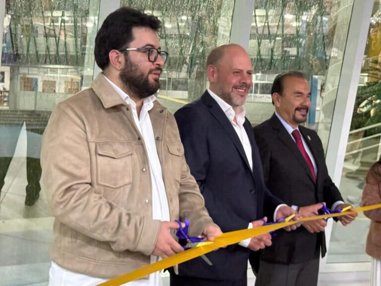 Inauguran La escuela del Futuro Copán