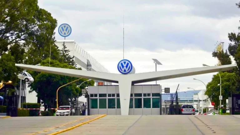 Volkswagen Puebla definirá en octubre posible despido de mil trabajadores