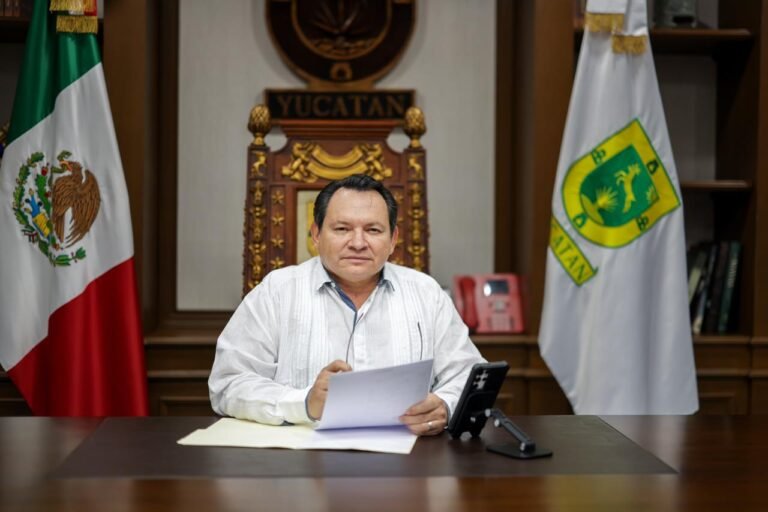 Gobierno de Yucatán activa centros de acopio para ayudar a familias afectadas por inundaciones
