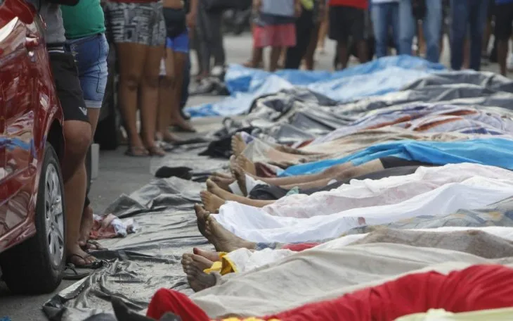 FOTOS:Enfrentamiento a tiros contra narcotraficantes en Brasil deja más de 130 muertos