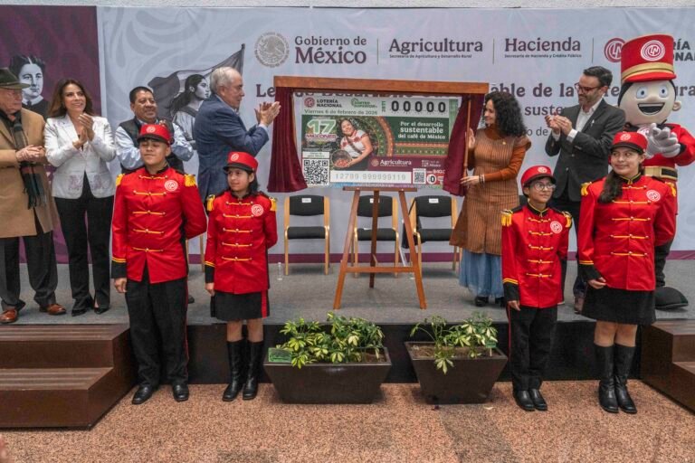 Agricultura y Lotería Nacional celebran la Ley de Desarrollo Sustentable de la Cafeticultura con billete conmemorativo