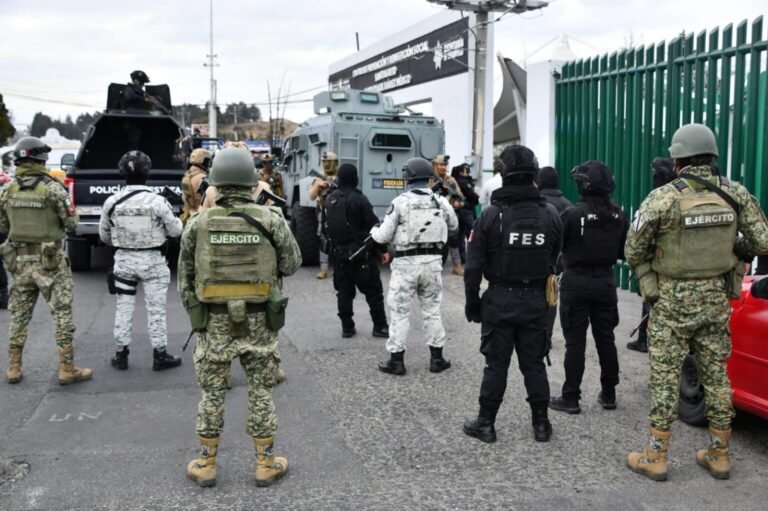 Sentencias de hasta 70 años a exfuncionarios, resultado de la “Operación Enjambre” que combate la corrupción e impunidad en EdoMéx