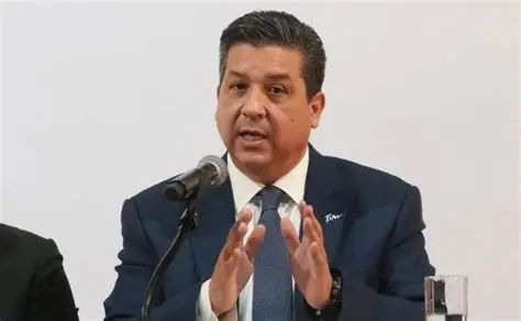 Ex gobernador de Tamaulipas, Francisco Cabeza de Vaca anuncia defensa desde Estados Unidos