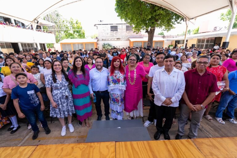 Calkiní avanza con justicia social; Layda Sansores impulsa becas, vivienda y obra púbilca con inversión de 27.8 millones de pesos
