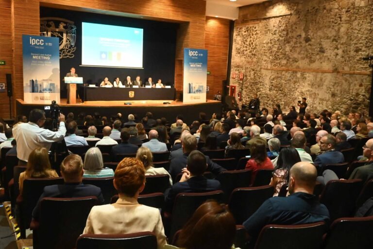 Científicos globales se reúnen en la UNAM para estandarizar la medición de tecnologías contra el cambio climático