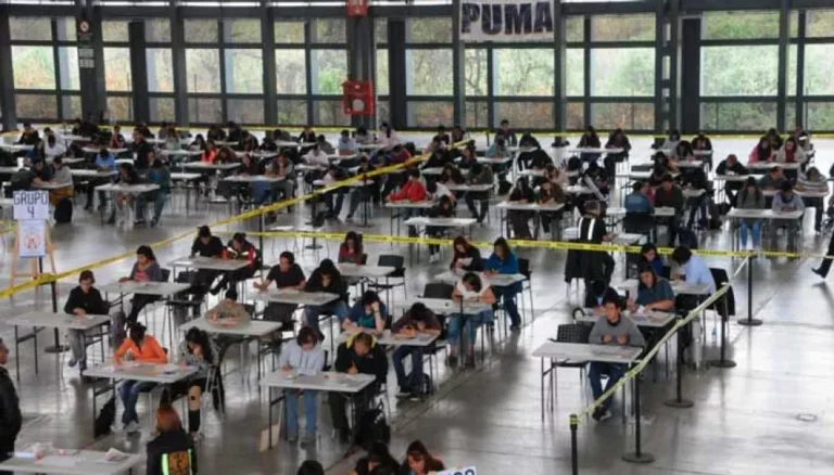 Hay más de 30 mil espacios en universidades para estudiantes que no fueron aceptados en la UNAM, dijó la presidenta Claudia Sheinbaum
