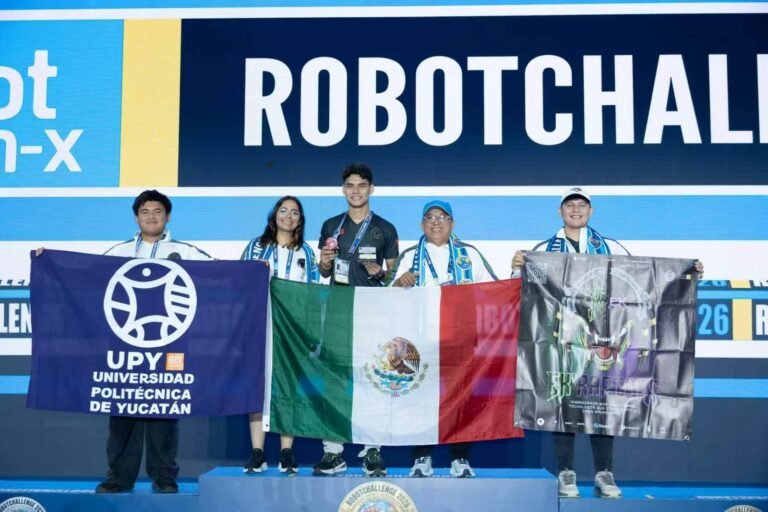 Ek’ Raptors posiciona a Yucatán en el mapa global de la mecatrónica
