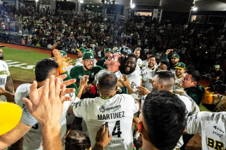 Jonrón dramático de Esteban Quiroz le da el triunfo a Bravos en 10 entradas