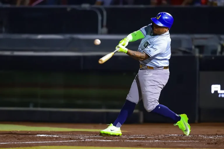 Charros se impone a Toros en 11 entradas y empareja la Serie de Zona