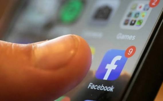 Cofepris suspende más de 31 mil anuncios irregulares en redes sociales y plataformas digitales