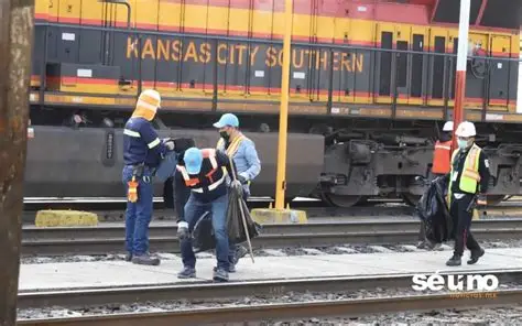Avanza Toluca en estrategia para reducir afectaciones por el paso del tren