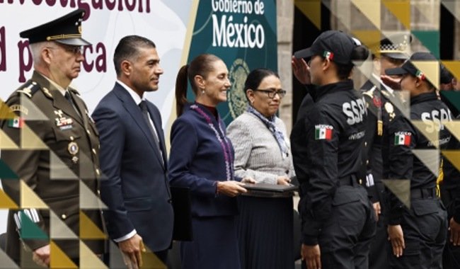 Se gradúan 265 agentes y mandos de inteligencia para reforzar la seguridad en México