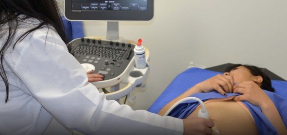 El INPer ofrece manejo multidisciplinario a mujeres con cáncer durante el embarazo para preservar la vida materna y fetal