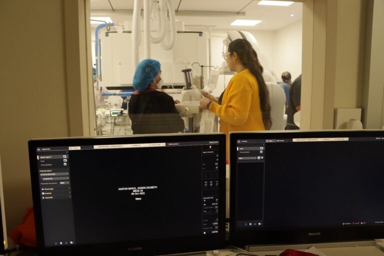 HRAEPY realiza cateterismos a niños con cardiopatías congénitas