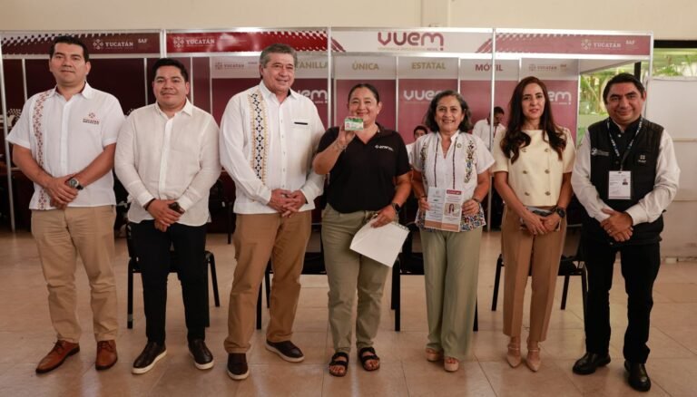 Yucatán acerca servicios públicos a estudiantes con UNI VUEM