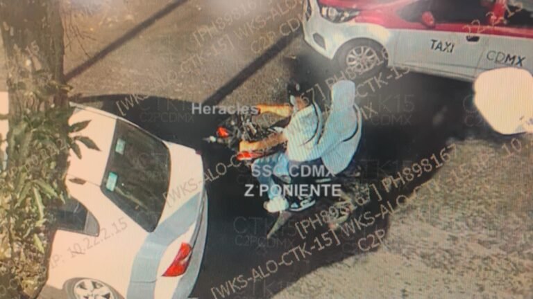 Matan a joven cerca del CETIS 33 en Azcapotzalco, CDMX; los sicarios huyeron en moto
