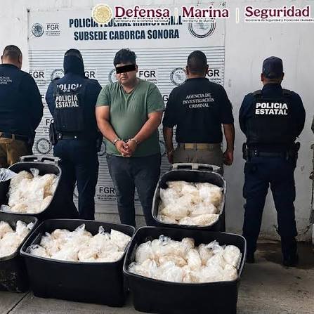 Incautan 208 litros de metanfetamina líquida en La Paz