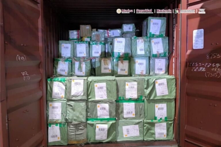 Aseguran 14 mil envases de perfumería por posibles irregularidades de marca