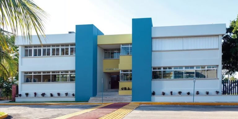 Alerta en escuela privada de Cancún por amenazas de menor hacia compañeros