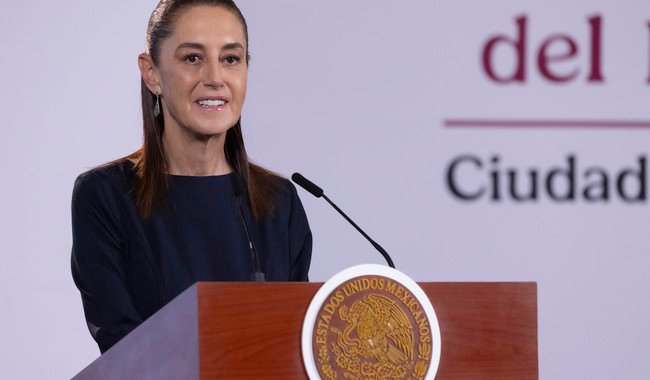 Sheinbaum crea grupo de trabajo para regular contenidos violentos en redes